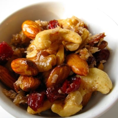 Halle’s Holistic Granola Recipe